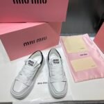 MIU Square-Toed Thick-Soled Sneakers – Sneakers – Red