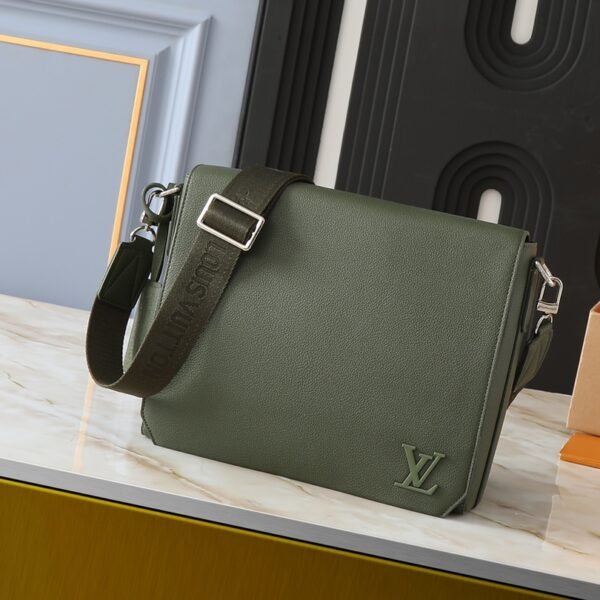 LV Messenger PM - Bag