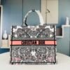 CD Book Tote Large Toile de Jouy - Bag · Ref. BA20204