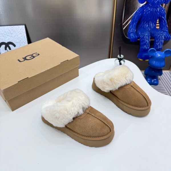 UGG Scuffette II Chestnut - Shoes