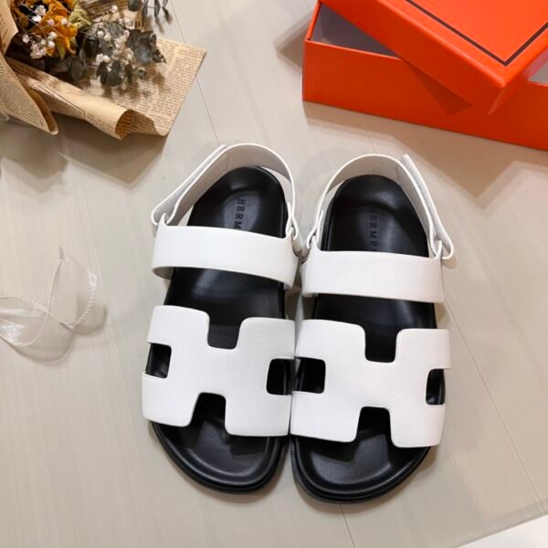 HM Izmir - Sandals