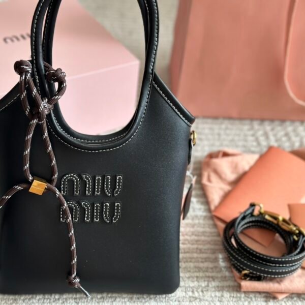MIU Wander Matelassé Black Leather - Bag