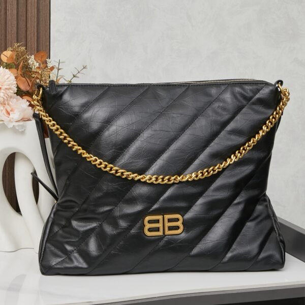 BAL Large size with box. Size 38x31x14, . Par