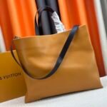 LV OnTheGo – Bag – Black
