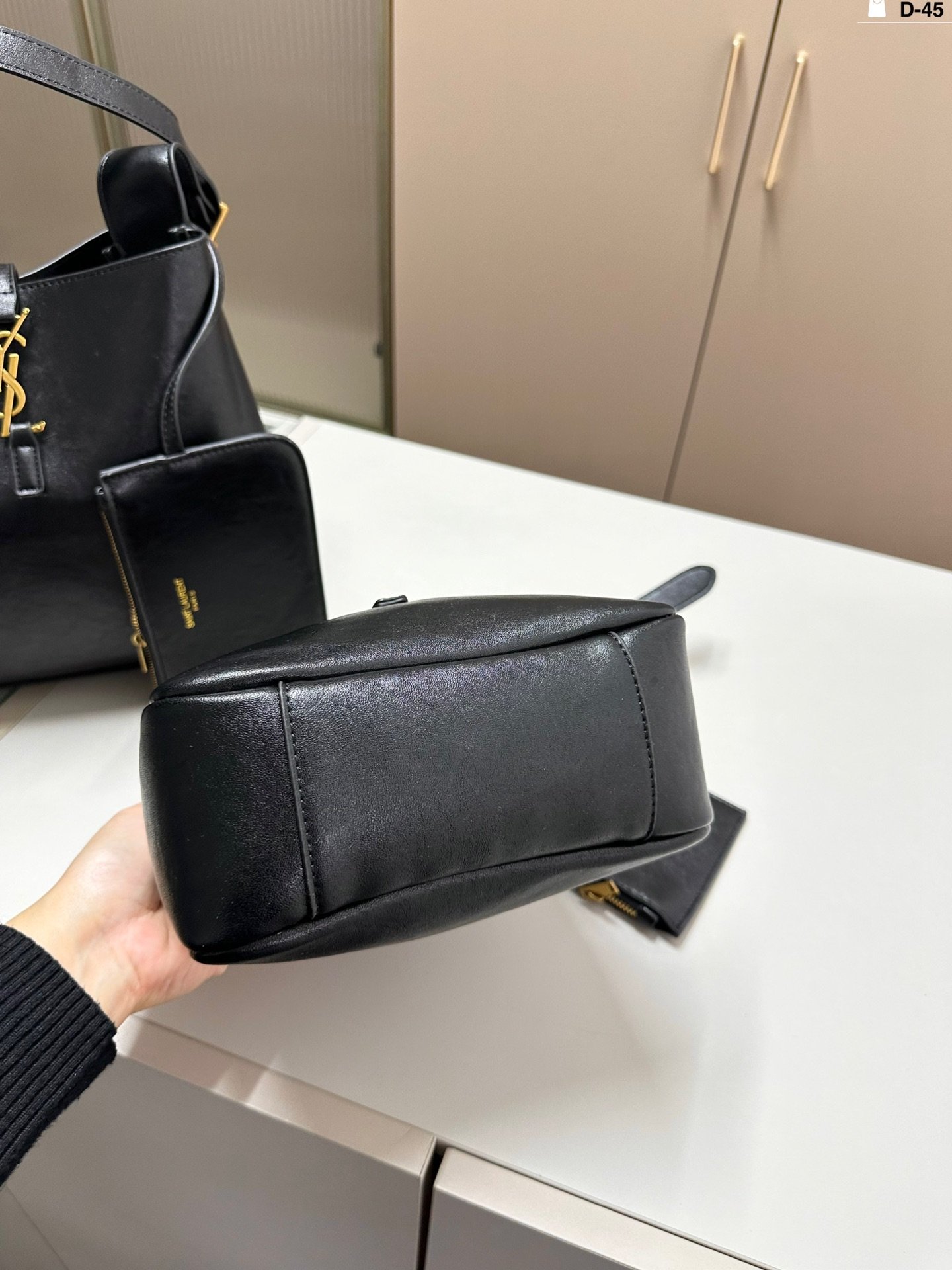 YSL Le 5 à 7 Hobo Small Black Leather - Bag - Image 3