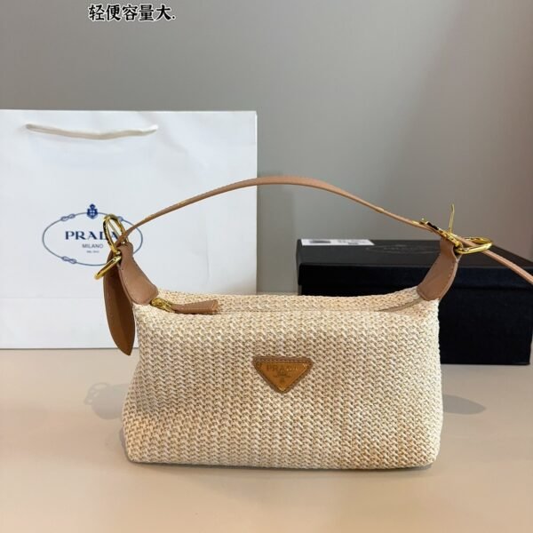 PR Raffia Cleo Natural Raffia - Bag