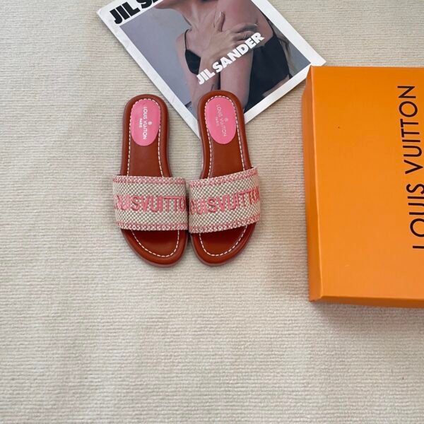 LV Pool Pillow Comfort - Slides