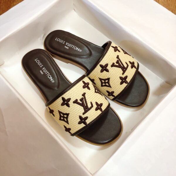 LV Paseo Flat Comfort Mule Monogram Raffia - Slides