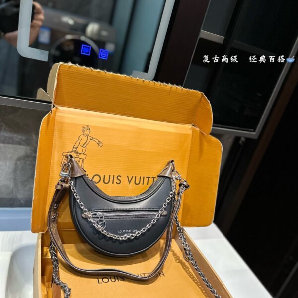 LV Loop Black Monogram Empreinte - Bag