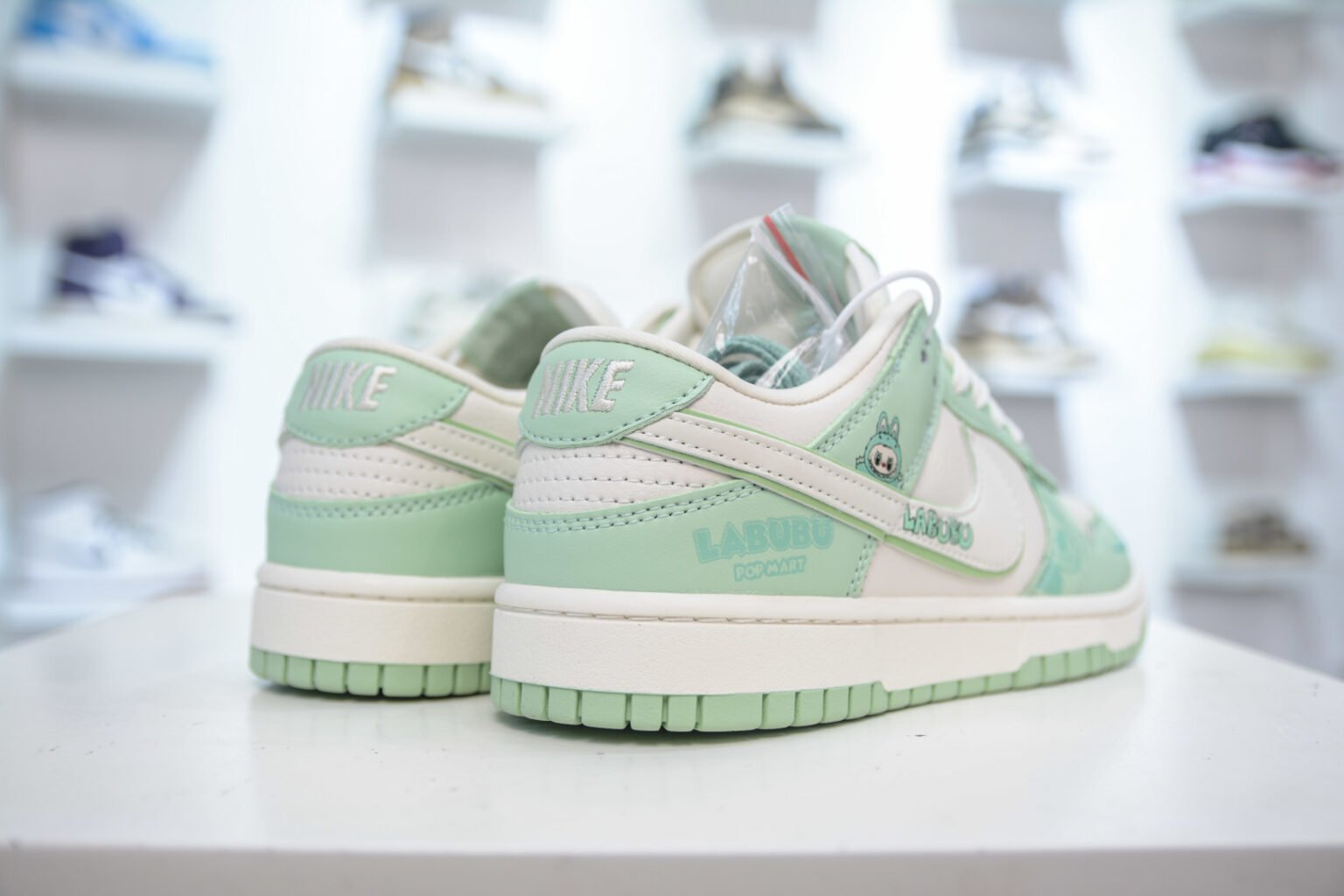NK Dunk Low – Sneakers – Green — 6