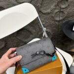 LV Steamer Box Monogram Eclipse – Bag