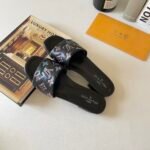 LV Waterfront – Slides