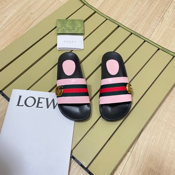 GG Pursuit - Slides