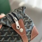 GYD Toiletry Bag Monogram – Sac