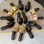 YSL Cassandra Flat Sandals – Sandali