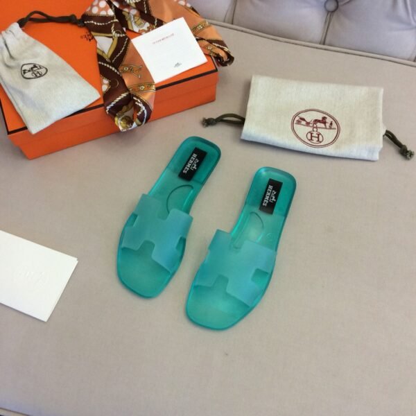 HM Oran Jelly - Slides