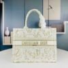 CD Book Tote Butterfly Embroidery - Bag · Ref. BA20099