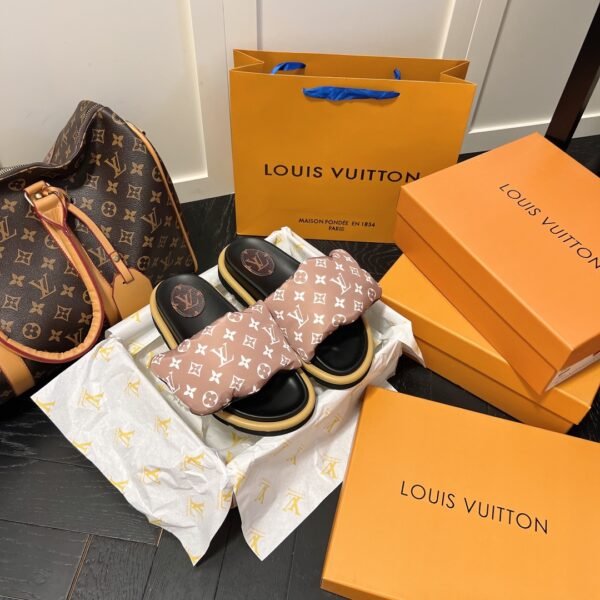 LV Pillow Comfort - Slides