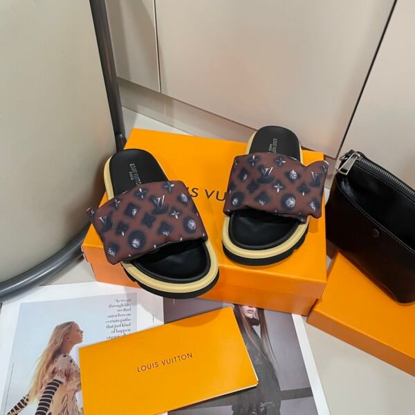 LV Pillow Comfort - Slides