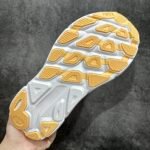 HOKA Clifton 9 – Sneakers – Blue