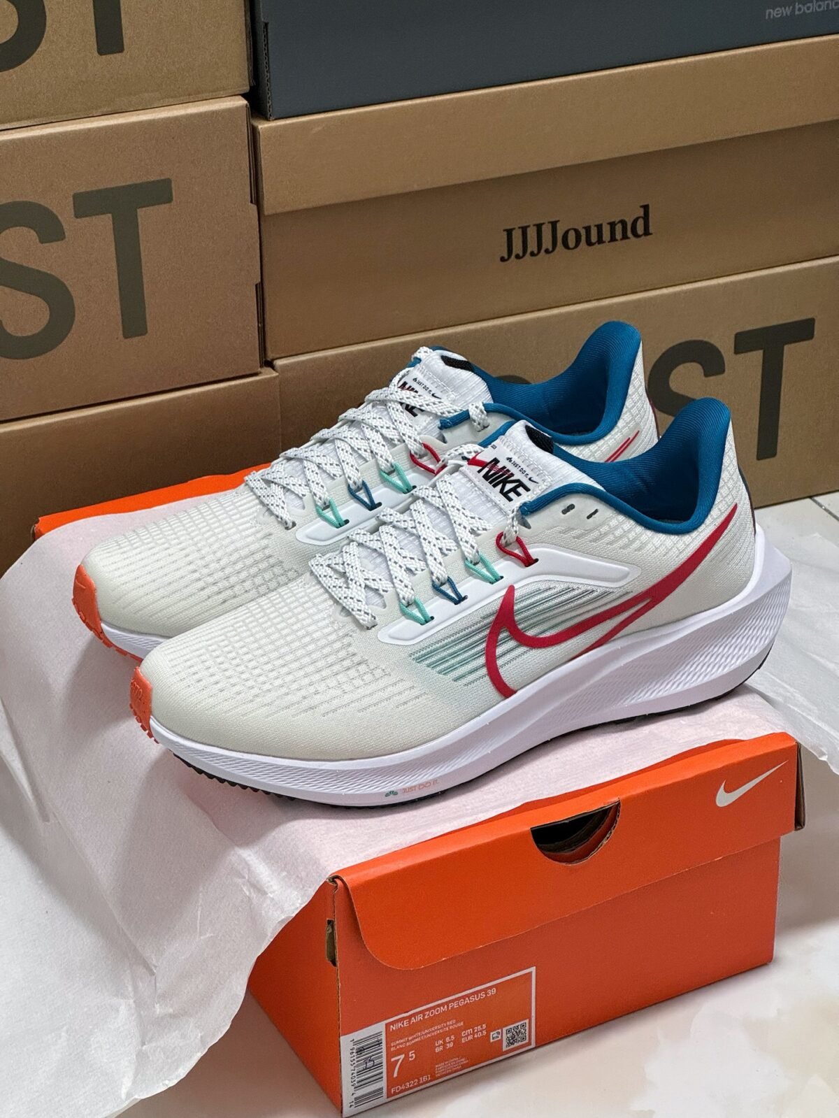 NK Zoom Pegasus 39 – Sneakers