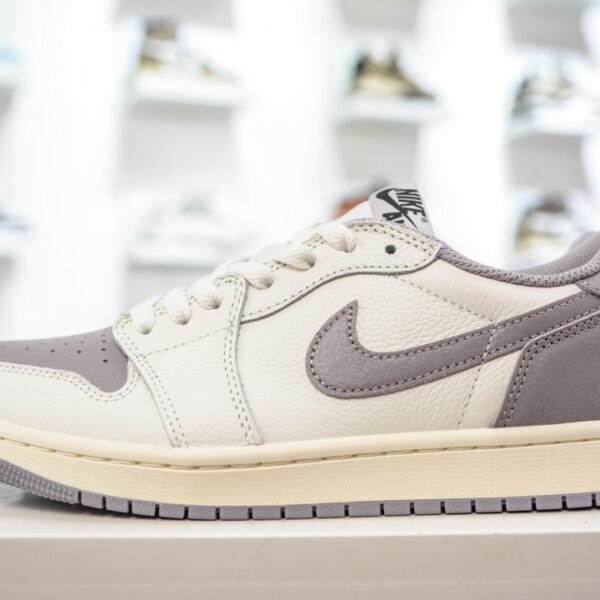 NK Air Jordan 1 Low OG Neutral Grey - Sneakers