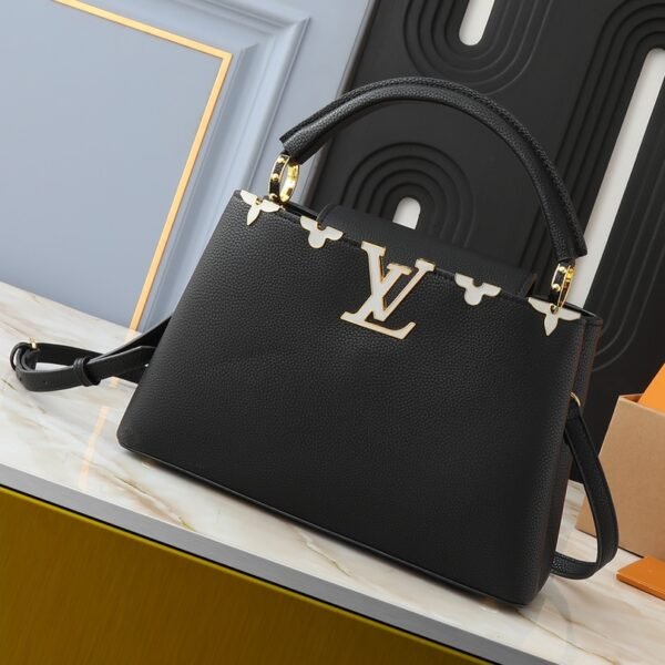 LV Capucines MM Black Leather - Bag