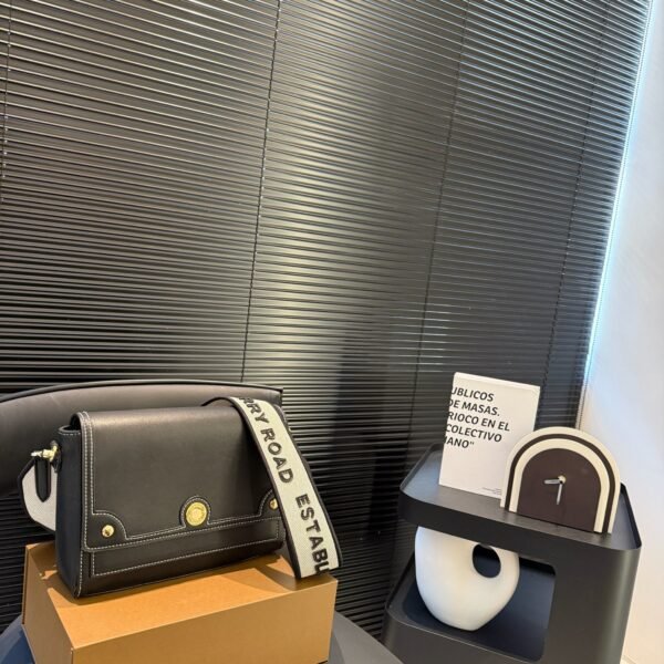 BBR Title Vintage Black Leather - Bag