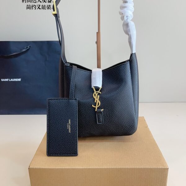 YSL Le 5 à 7 Hobo - Bag