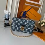 LV Pochette Métis Monogram Reverse Canvas – Bag