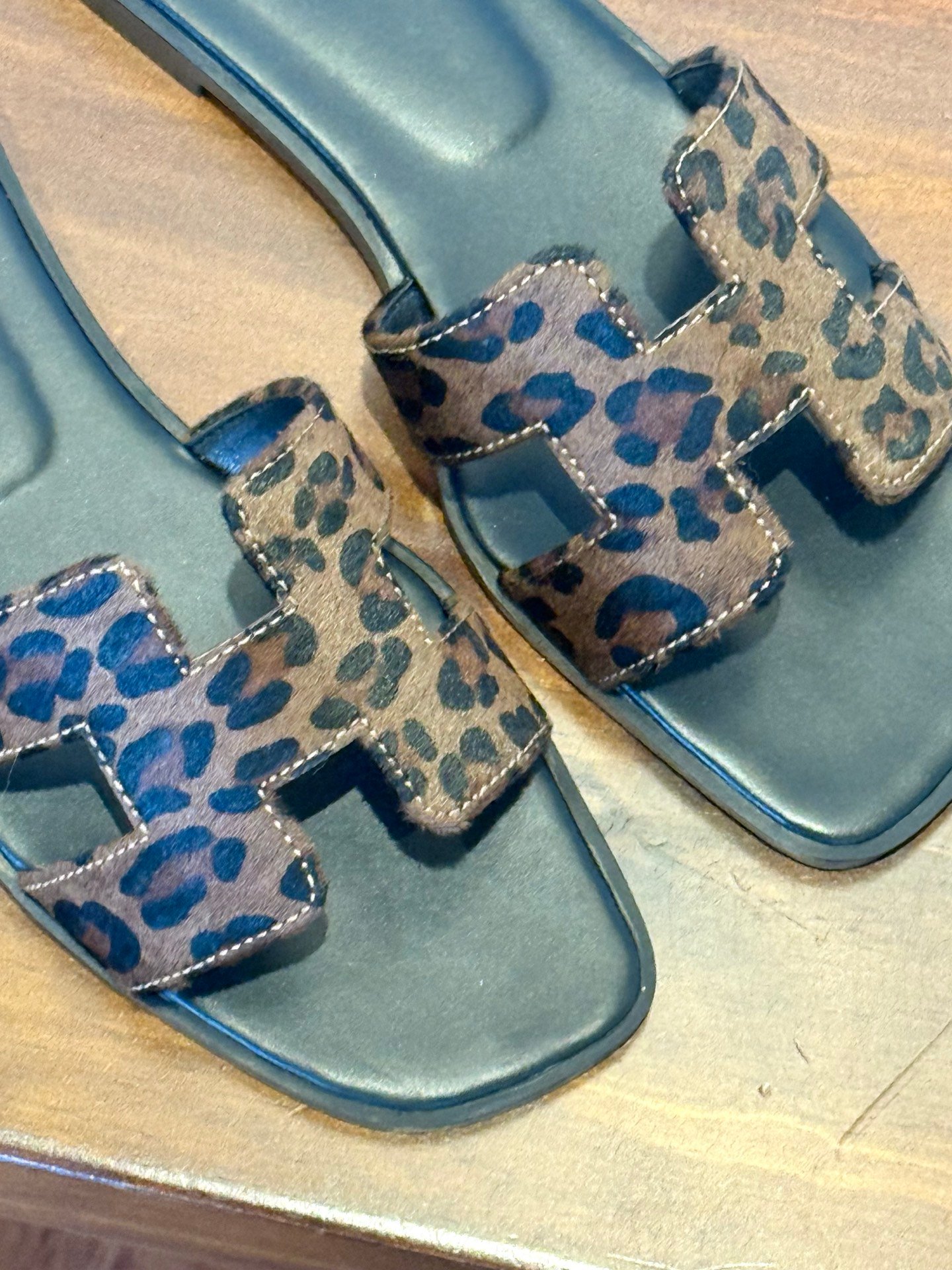 HM Oran Sandals Leopard - Slides - Image 6