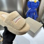 BAL Furry Slippers – Slide