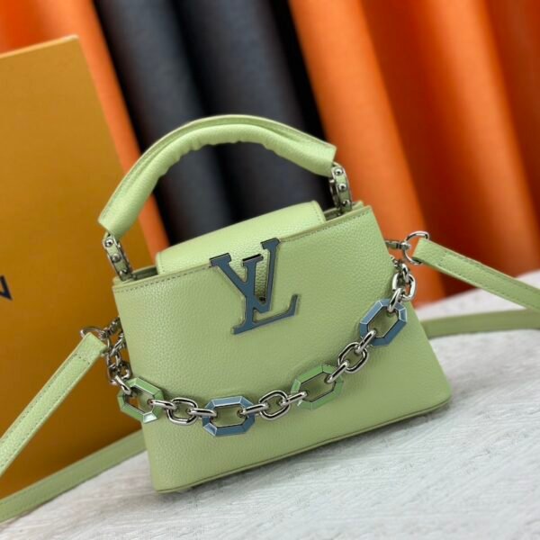 LV Capucines BB Green Leather - Bag