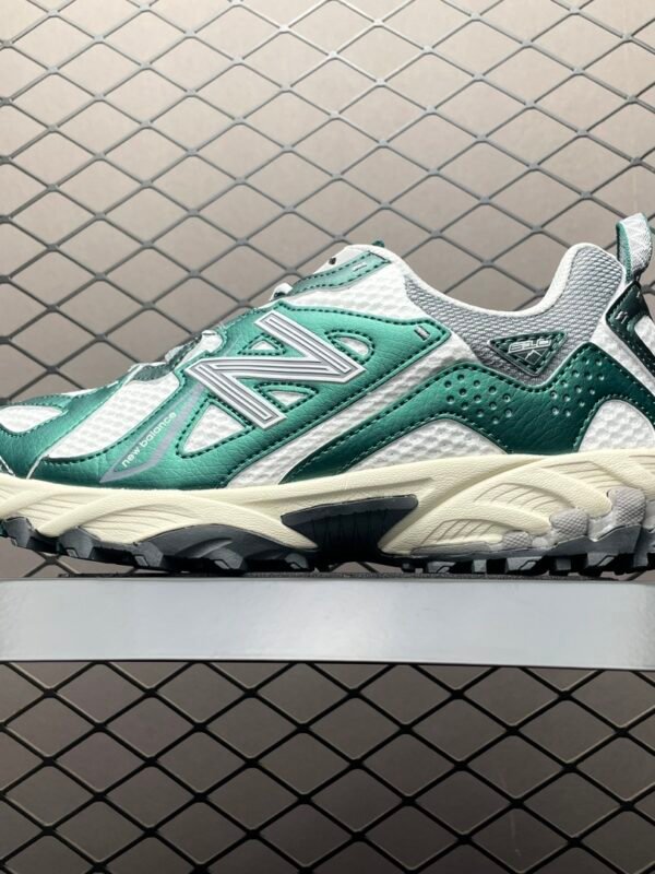NB 610 – Baskets