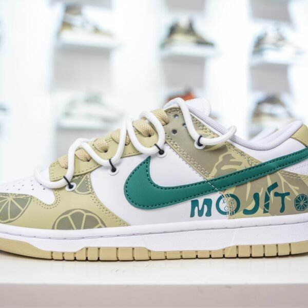 NK Dunk Low SE "Mojito" - Sneakers