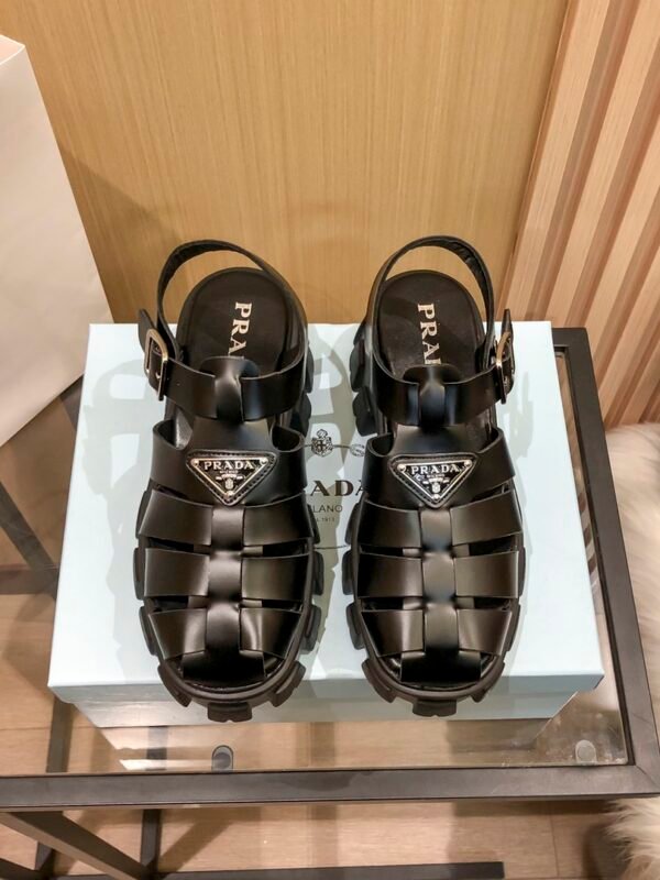 PR Monolith Leather Sandals – Sandalen