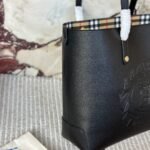 BBR Embossed Crest Leather Tote Black – Bag