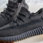 AD Yeezy Boost 350 V2 – Sneaker – Nero