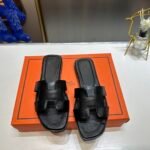 HM Oran Sandals – Slides