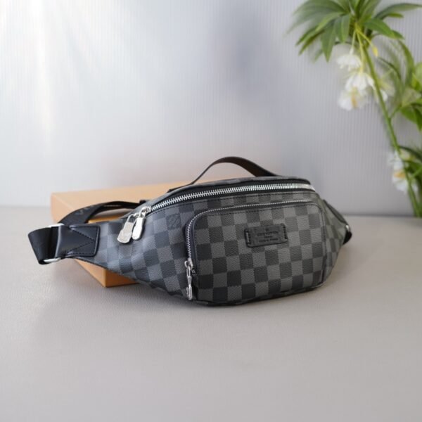 LV Discovery Bumbag - Belt Bag