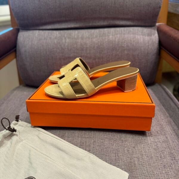 HM Oran Sandals Beige Crocodile Embossed Leather - Sandals