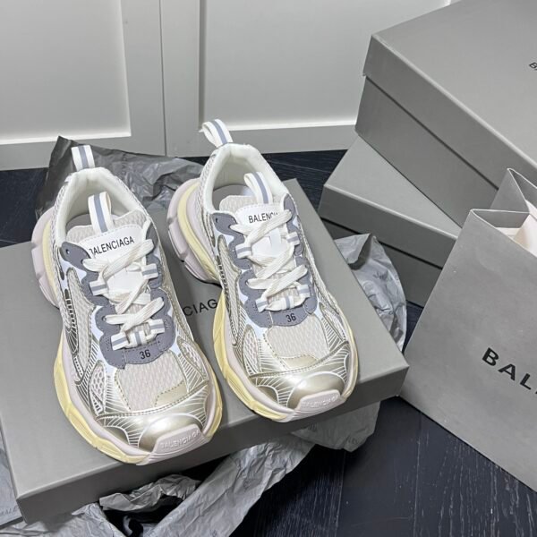 BAL Track 2 - Sneakers