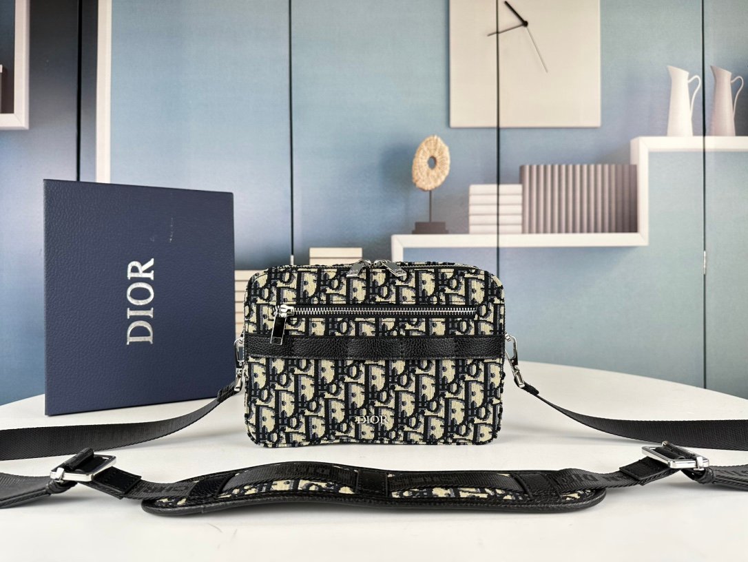 CD Saddle Oblique Canvas - Bag