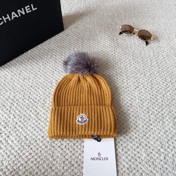 MCL Pom Pom Beanie - Hat