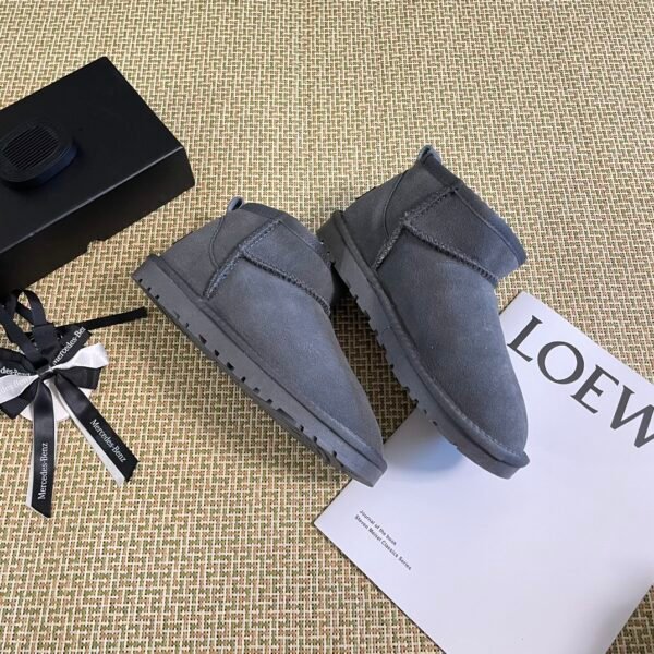 UGG Classic Ultra Mini - Boots
