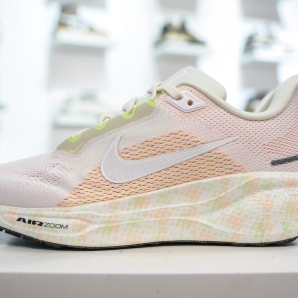 NK ZoomX Invincible Run Flyknit - Sneakers