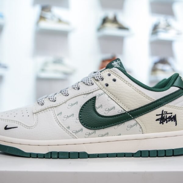NK Dunk Low Pro SB Stussy - Sneakers