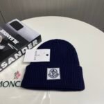 MCL Logo Patch Beanie Navy Wool – Hat – Red