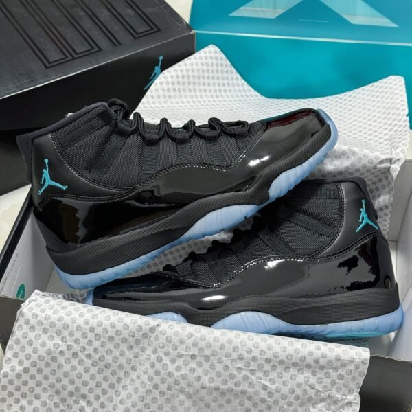 NK Air Jordan 11 Retro 'Gamma Blue' Black/Blue - Sneakers