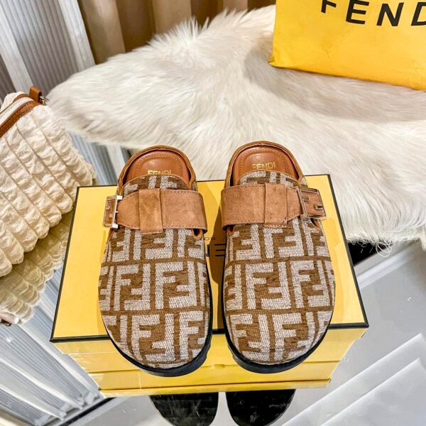 FD FF Logo Clogs - Shoes